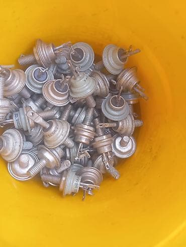 masin aparatura satisi: Elektronika ehtiyat hissələri və lövhələr paketi Təsvir: - Müxtəlif — 10