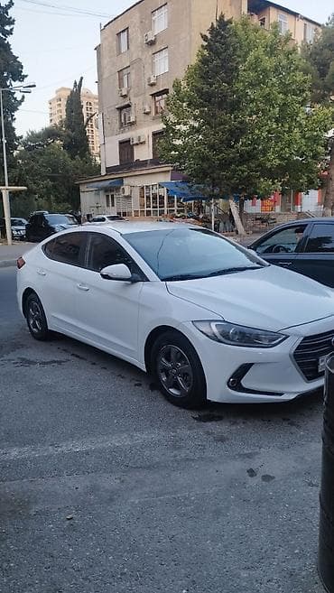 hyundai servis vakansiya: Hyundai Elantra: 1.6 л | Седан — 3