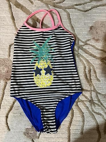 Koton Kids qız uşaqları üçün birhissəli mayo 5-6-7 yasa uygundu 1 defe