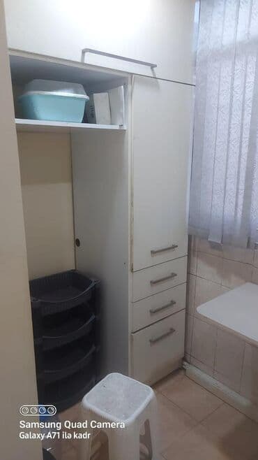 meronun arxası: Bakı, Bakıxanov qəs., 2 otaqlı, Köhnə tikili, m. Neftçilər, 43 kv. m — 1