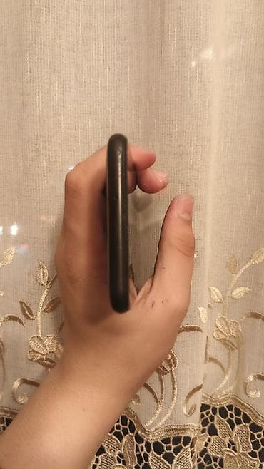 irşad xaladelnik: Samsung A03s modelidir 32/4gb yaddaşı var qara rəngdədir. korpusda — 6