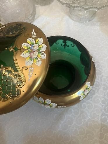 qizil qabi: BOGEMA. Qapaqlı dekorativ şirniyyat qabı – əl işı boyalı, qızılı — 3