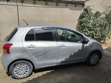 продажа подержанных автомобилей: Toyota Vitz: 1 л | 2005 г. Хэтчбэк — 7