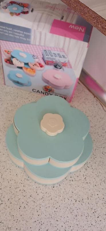 konfet qabi: Çiçək formalı fırlanan konfet/qəlyanaltı qutusu - Dizayn: Çiçək — 1