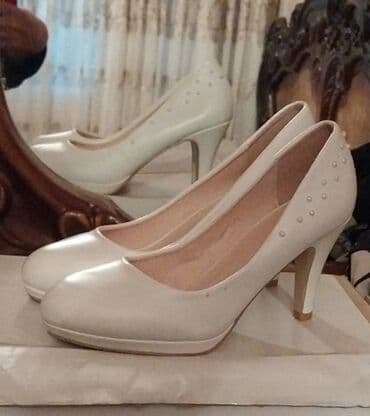 qara qadın krosovkaları: Ölçü: 38, rəng - Ağ, Yeni — 2