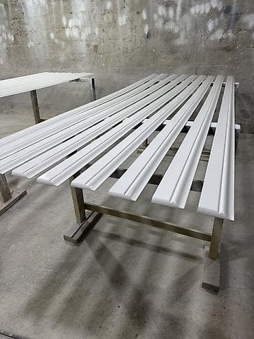 Ağ rəngdə MDF/PVC dekorativ plintus və profil zolaqları - Material