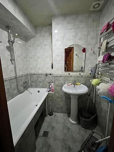 gencede ev: Elmlər metrosuna 6 dəqiqəlik piyada məsafədə evə 1 nəfər qız otaq — 4