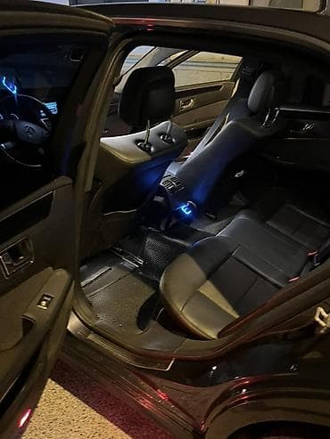 13 disk: Mercedes-Benz E-Class: 2.2 l | 2011 il Sedan — 10