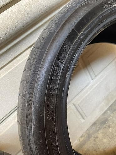 Nəqliyyat: Şin Yokohama 235 / 45 / R 18 — 4