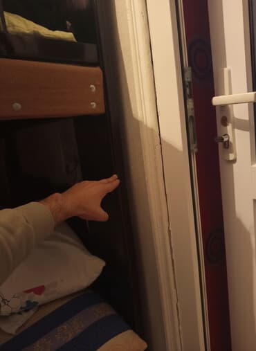 Oğlan və qız üçün, İşlənmiş, Çarpayı, Matrassız, Siyirməsiz, Taxta