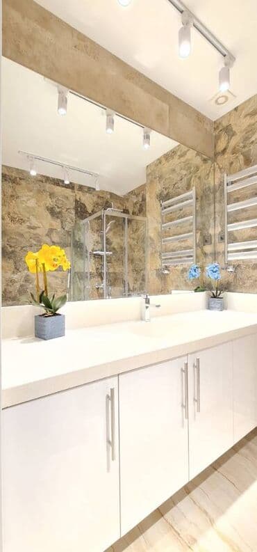 nerimanovda obyekt satilir: 2 otaqlı, Yeni tikili, 70 kv. m — 1