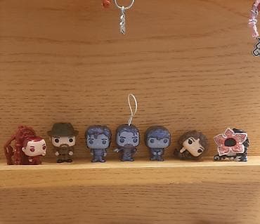 Kinder joy stranger things satılır — 1