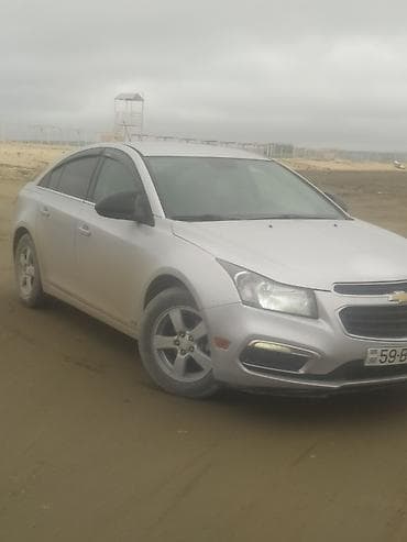 Chevrolet Cruze: 1.4 l | 2015 il 164000 km Sedan