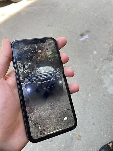 iphone wp: IPhone 11, Qara — 4