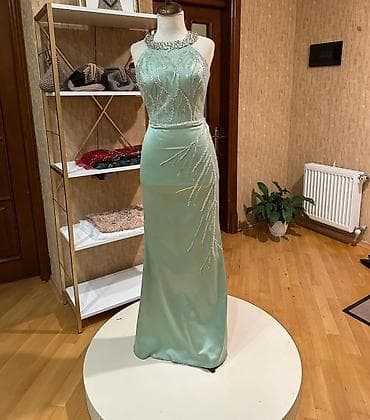 vecerni don: Libas tikdirilib 1dəfə geyinilib içərisi çaskalıdır ölçü s-m — 2