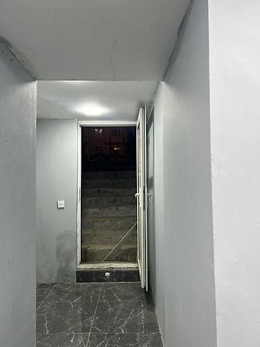 ucuz kiraye: Kiralık yeraltı obyekt – piyada axını yüksək, magistral küçəyə çıxışı — 4