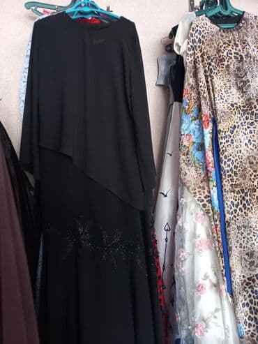 ziyafet paltarları: Ikinci el ziyafet geyimleri.her biri 10 man.sexsi biznesini qurmaq — 15