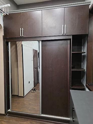 антресоль: İşlənmiş, 2 qapılı, Güzgülü, Qəhvəyi, Kupe, Düz dolab — 1