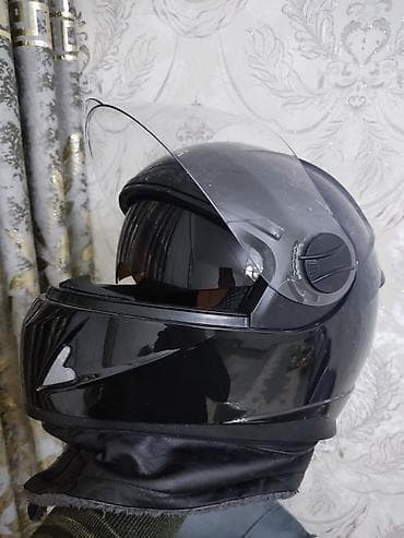 kompressor matoru: Tam üzlü motosiklet dəbilqəsi – qara, parlaq dizayn Xüsusiyyətlər: - — 1