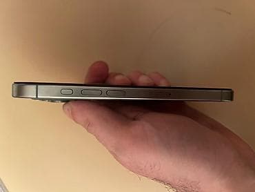 Video oyunlar və konsollar: IPhone 15 Pro, 128 GB, Gümüşü, Face ID — 2