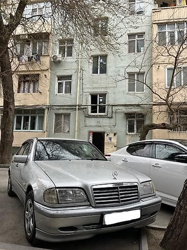 mercedes sprinter satilir: Mercedes-Benz C 180: 1.8 l | 1999 il Sedan — 1