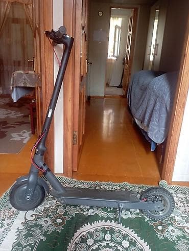 Kingsong skoter 35 surret 100 kq çəki götürmə normal vəziyətdə