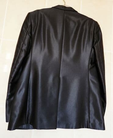 kişi ucun klassik qara kostyum: Kostyum 48 razmer — 2