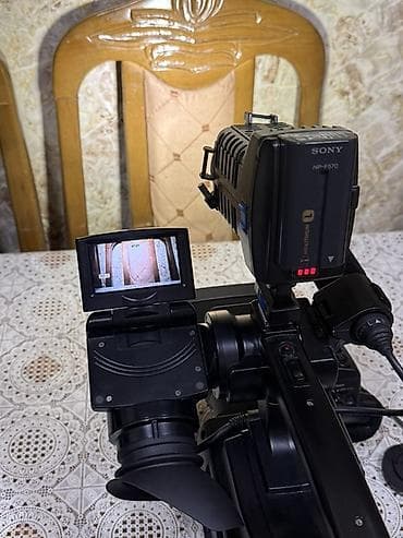 sony wf: Məhsul: Sony HD peşəkar video kamera komplekti Xüsusiyyətlər: - HD — 6