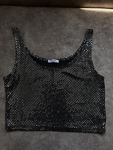 crop geyim: Brend: Tullamoda Model: Qısa top (crop top) Rəng: Qara, gümüşü — 1