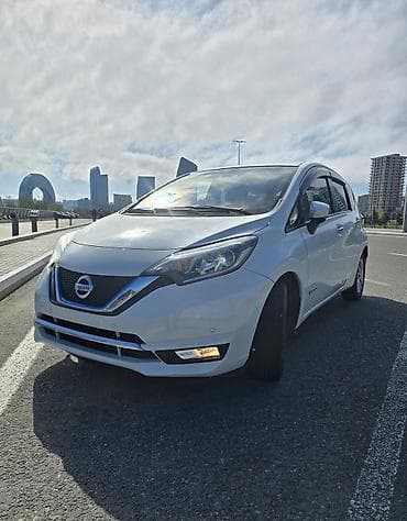 Nissan Note: 1.2 л | 2017 г. Хэтчбэк — 4