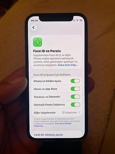 apple komputer: IPhone 12 mini, 64 GB, Qara, Face ID — 10