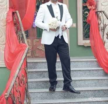 kişi geyimləri: Şıq kişi smokinq dəsti - Rəng: ağ gödəkçə və jilet, qara şalvar və — 1