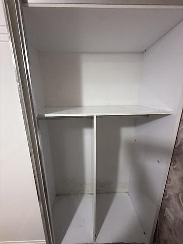 qapi setqasi: Ağ rəngli sürgülü qapılı geyim şkafı - Material: laminat/MDFlam tipli — 1