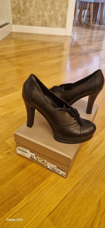 platforma qadın krossovkaları: Tuflilər, Ölçü: 38, rəng - Qara, İşlənmiş — 1