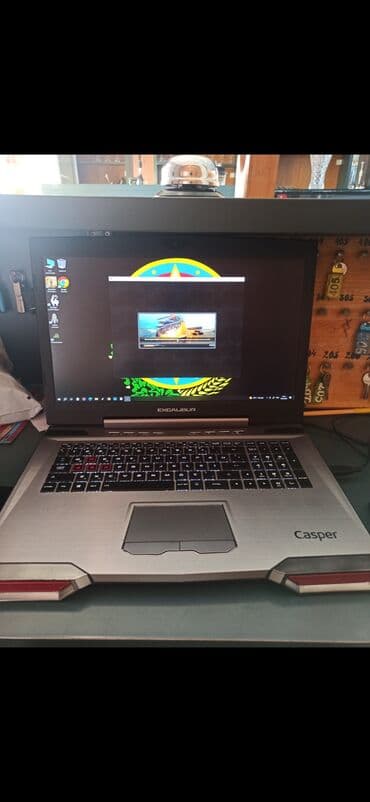 notbuk islenmis: Intel Core i7, 16 GB, 15.6 " — 1