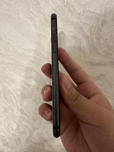 irşad iphone 8: IPhone 8, 64 GB, Jet Black, Zəmanət, Kredit, Barmaq izi — 5