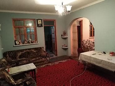 ev axtaranlar: Bakıxanov qəs. 4 otaqlı, 136 kv. m, Kredit yoxdur, Orta təmir — 3