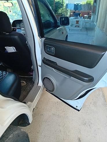 nissan mini: Yaxşl vəziyətdədir udar yoxdu 10ildi məndədir təcili satıram gedirəm — 6