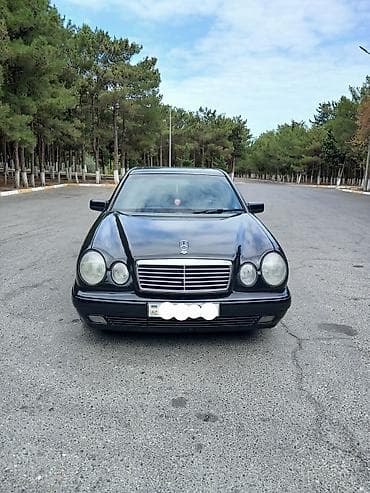 lider disk cerime: Mercedes-Benz E-Class: 2.4 l | 1998 il Sedan — 5