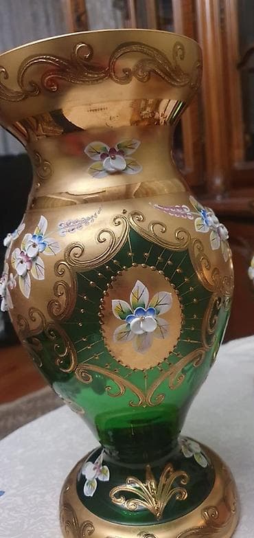Vazalar: Bir vaza, Bogem şüşəsi — 3