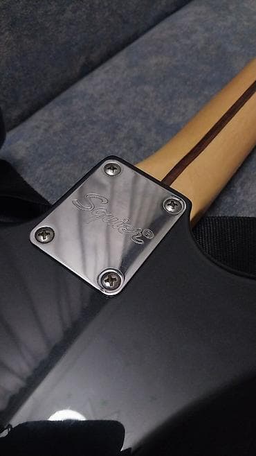 elektrogitara: Elektron gitara, Fender — 8