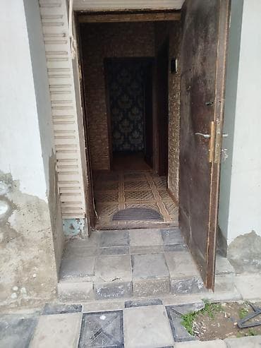 otaq 13: Qiymeti 300 azen ev 71 kvadratRaboci prosbekt kiraye ev verilir 2 otaq — 8