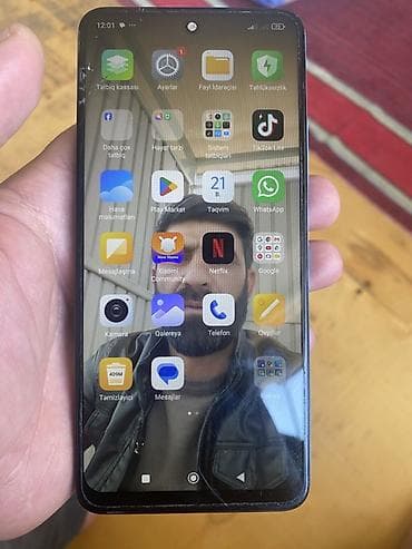 Xiaomi 12, 128 GB, rəng - Mavi, 
 Qırıq — 1