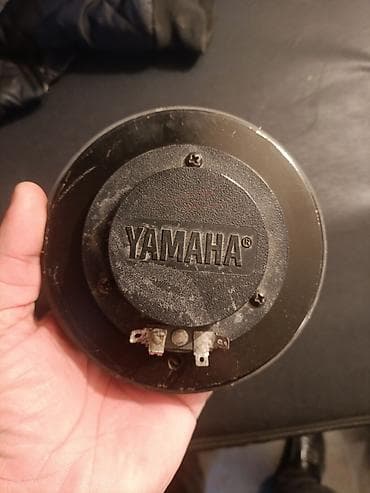 Фото и видеокамеры: Yamaha Колонка, Тип - Акустическая, цвет - Черный — 1