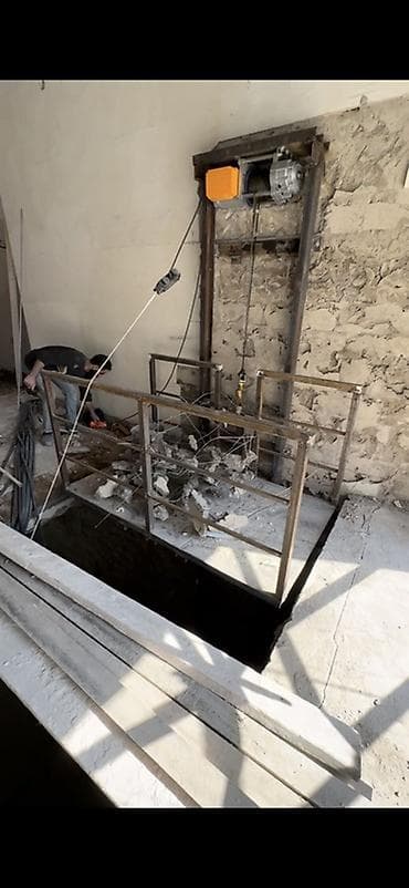 mivolis boy uzatma: Məhsul: Elektriklə işləyən mini yükgötürən/lift platforması — 4