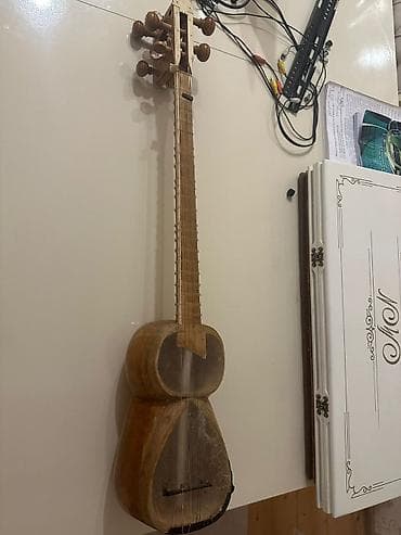 Tar 250 Azn❗10-İlin Tarıdır.Tam Saz Veziyyetde.10-12 yaş üçün