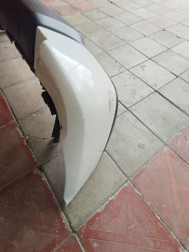 Şüşələr: Avtomobil bamperi, avtomobilin ön və ya arxa hissəsinə quraşdırılır — 2