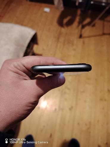 ipad mini 8: IPhone 11, 64 GB, Qara, Face ID — 4