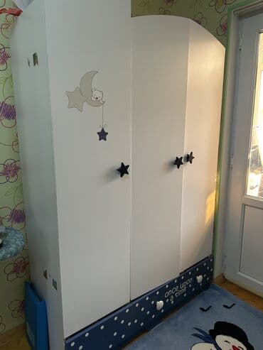 купить бу шкаф для одежды: Oğlan üçün, İşlənmiş, Düz dolab — 1