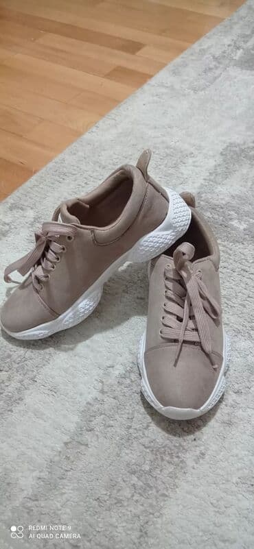 женские кеды сникерсы: Размер: 36, цвет - Бежевый, Новый — 1